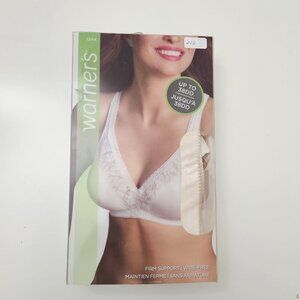 216. Warner's firm support wire free. NWT